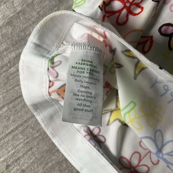 NWT Aerie Stretch Crop Top Happy Floral Hearts Summer Lightweight Festival Beach - Picture 10 of 11